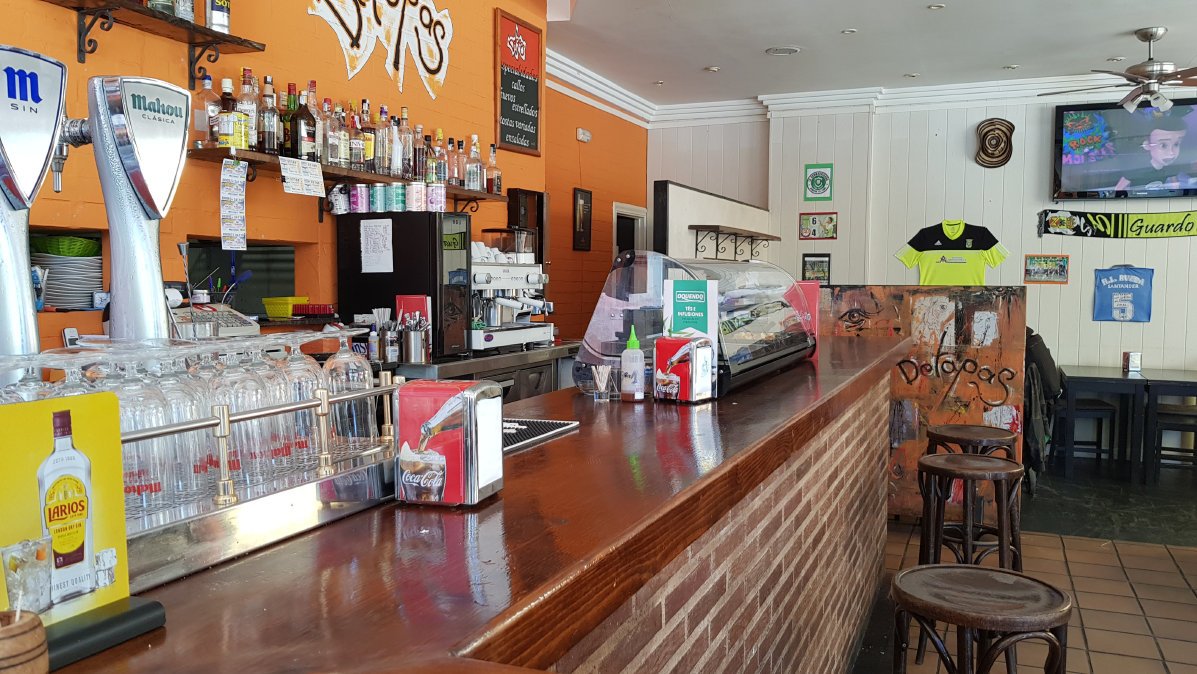 bardetapas001009.jpg