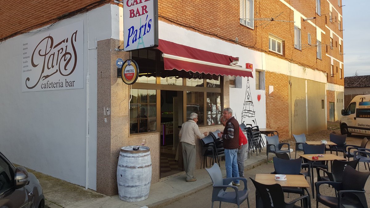 barparis001005.jpg