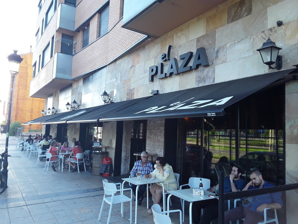 elplaza001002.jpg