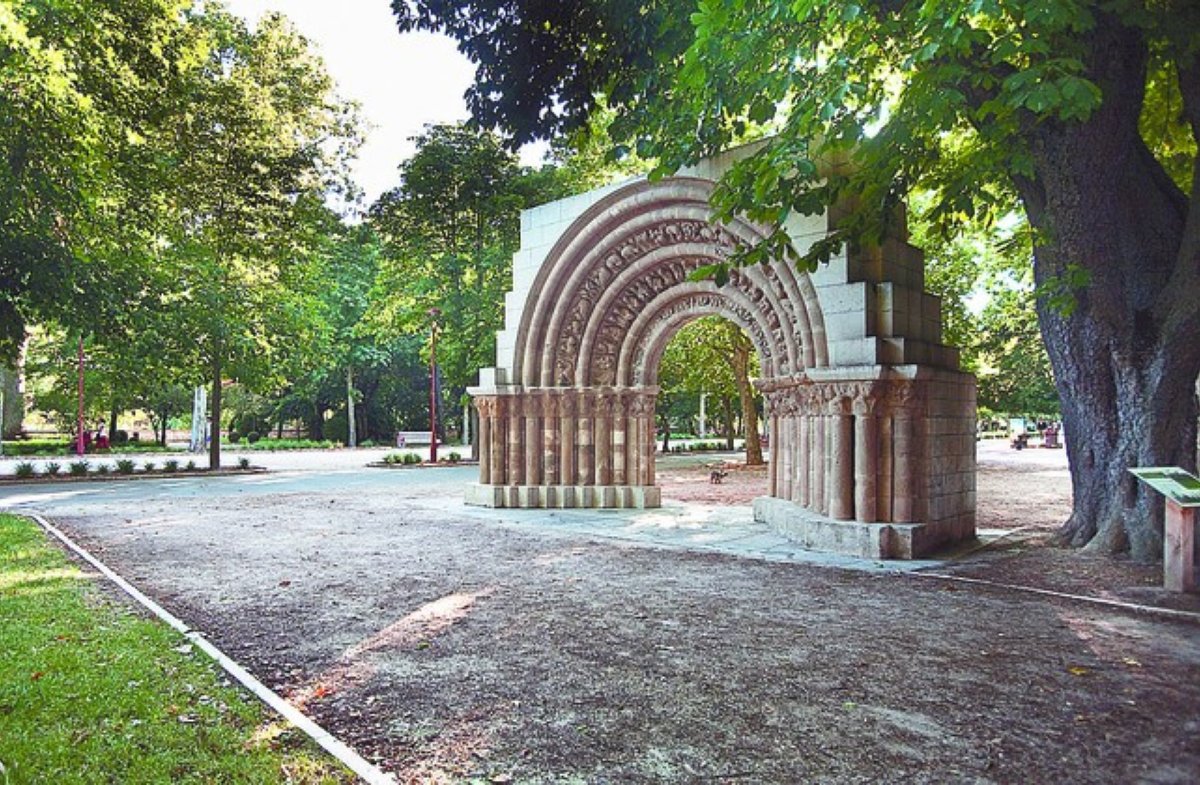 lugaresdeinteresburgos021003.jpg