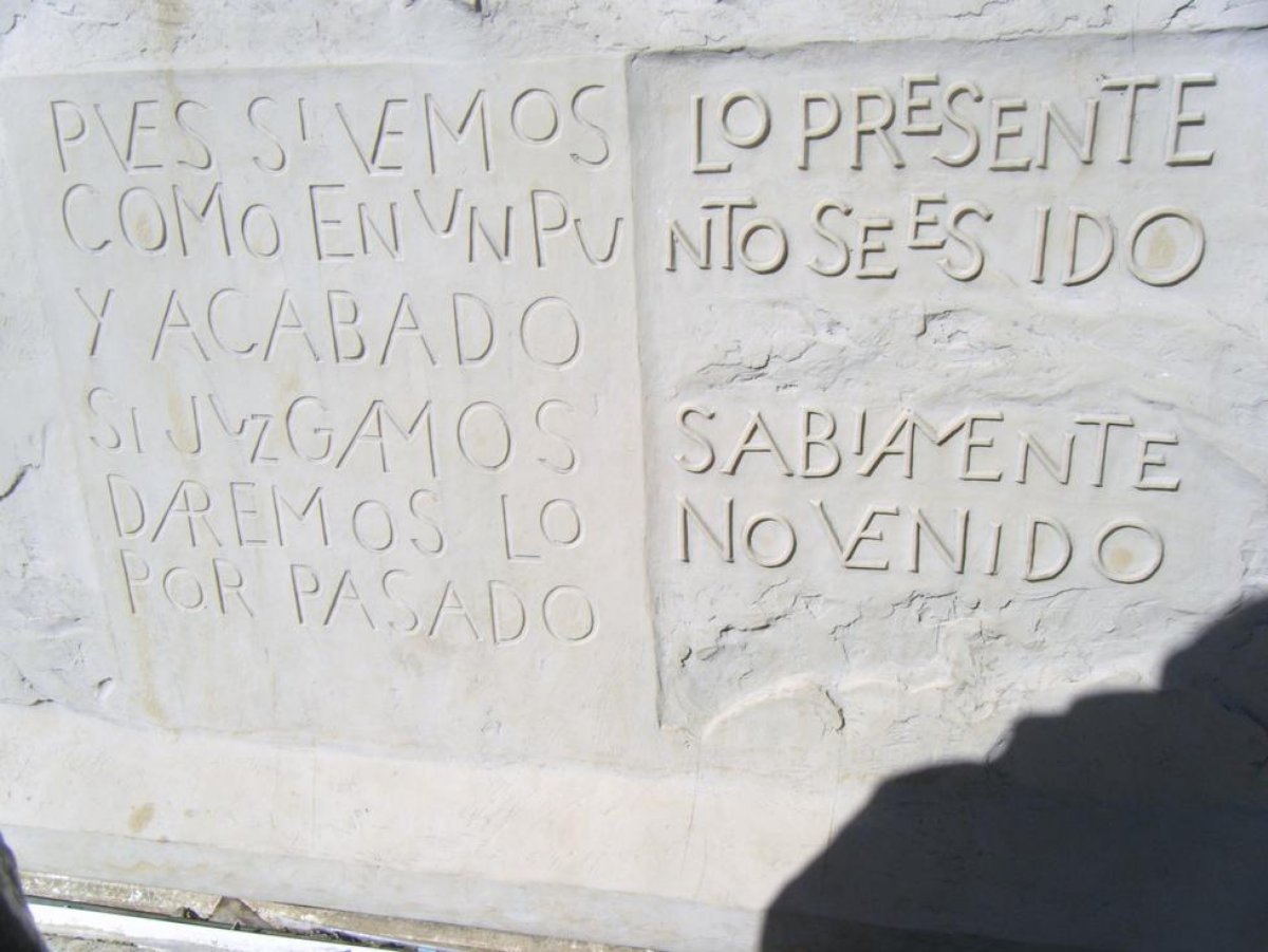 paredesdenavalugares012003.jpg