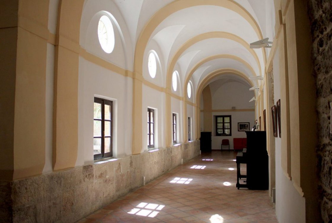 paredesdenavalugares017001.jpg