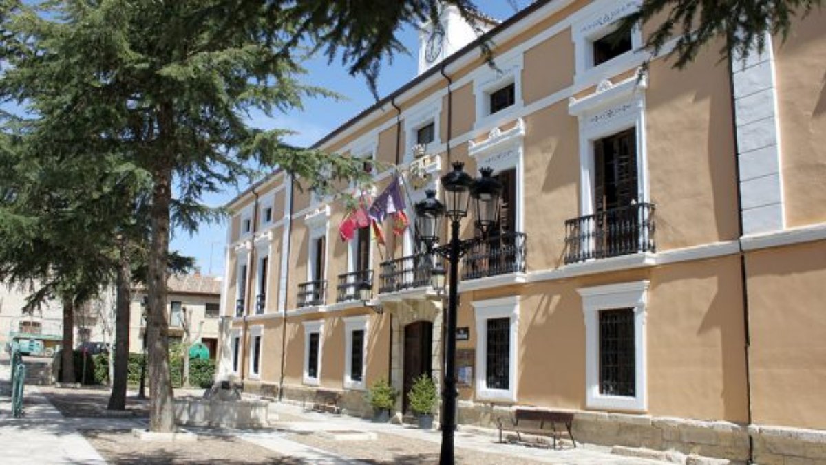 paredesdenavalugares017004.jpg